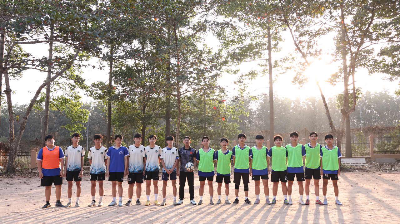 Rộn ràng những ngày tranh tài đầu tiên của giải thể thao BSCUP 2026 tại Trường THPT Bình Sơn